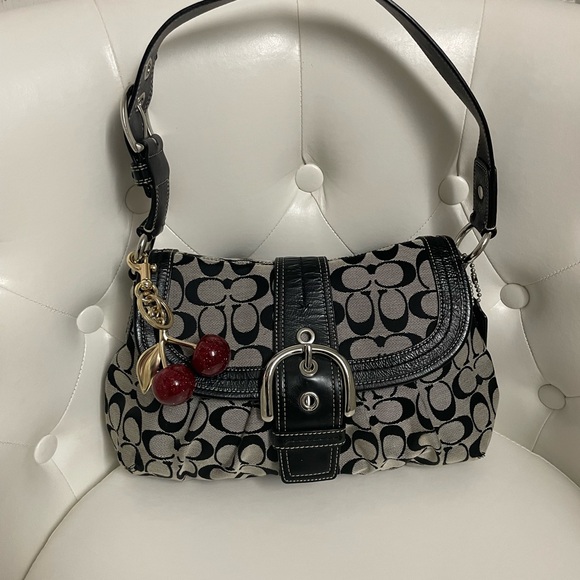 SOLD - Picture 1 of 7